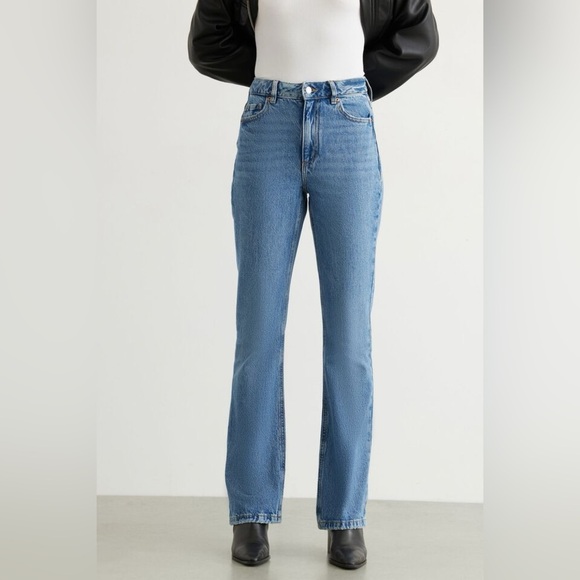 Dynamite Candice Bootcut Jeans - Light Wash - Size 27 (4) - Picture 2 of 13